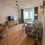 Modernes Design-apartment In Nahe Altstadt Lejlighed