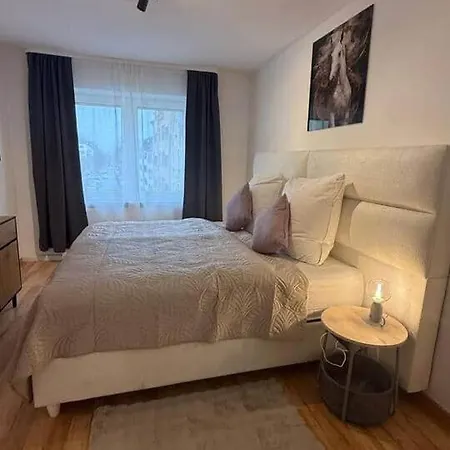 Modernes Design-apartment In Nahe Altstadt *