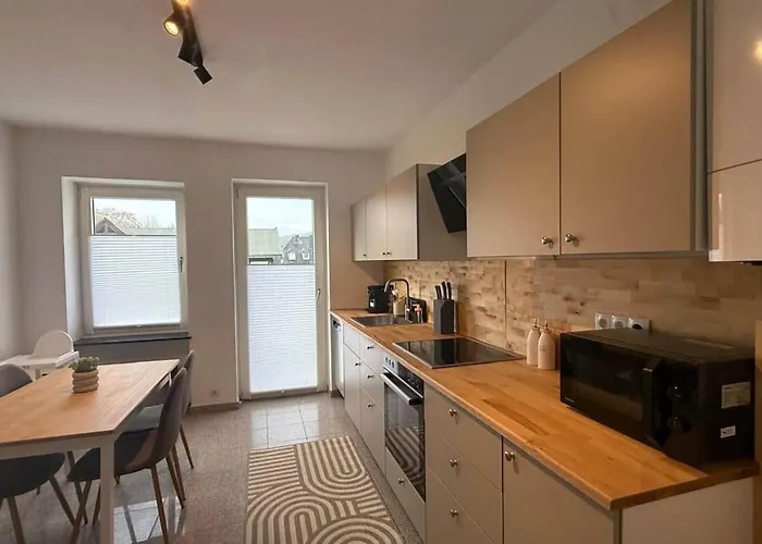 Modernes Design-apartment In Nahe Altstadt דירה *